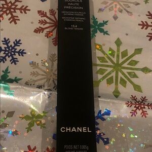 CHANEL Eyebrow Pencil in Blond Tendre